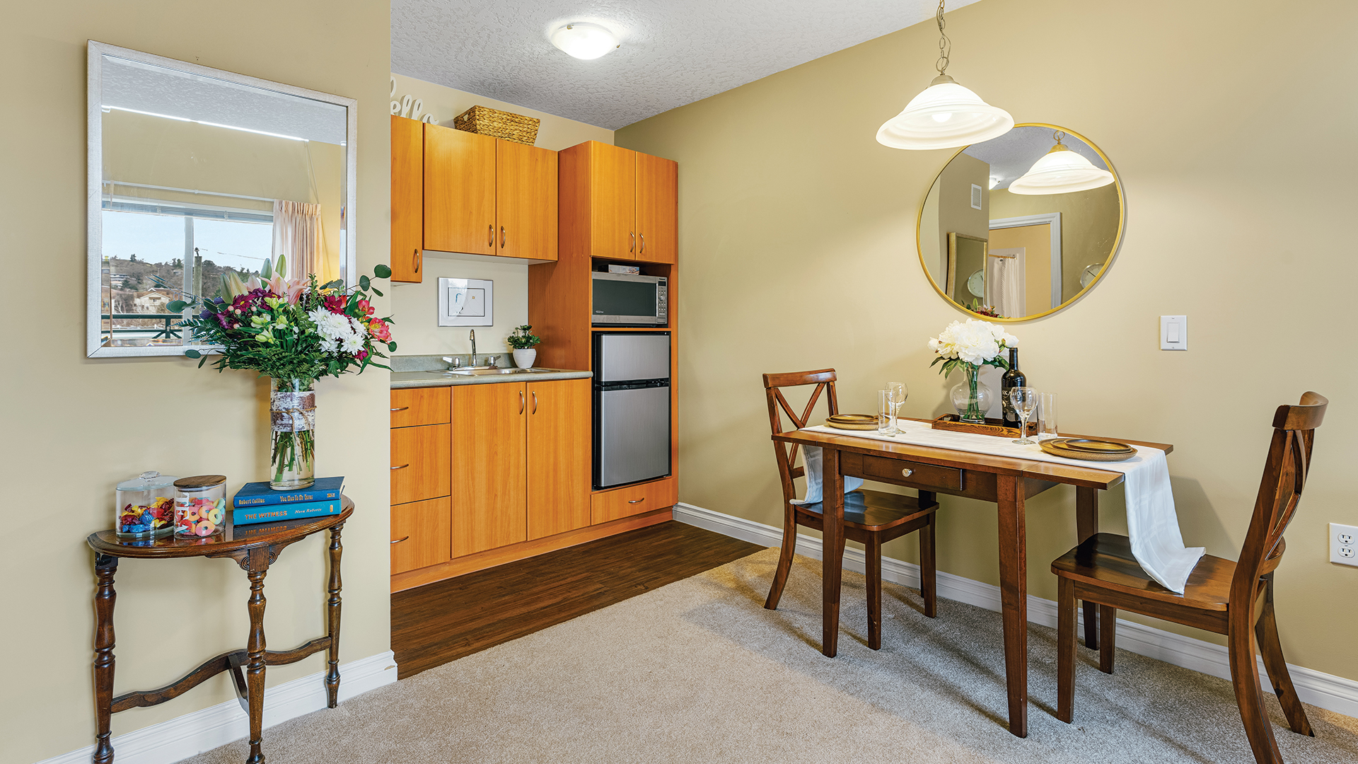 Victoria BC Retirement Home Independent Living Highgate Lodge